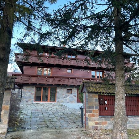 Apartman S Krbom Vedla Zubacky Tatranska Strba Extérieur photo