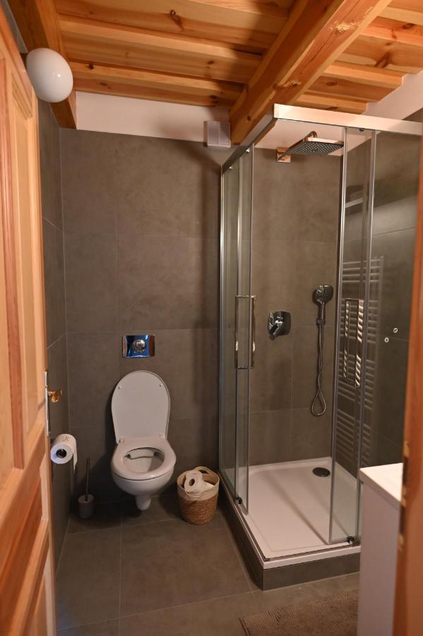 Apartman S Krbom Vedla Zubacky Tatranska Strba Extérieur photo